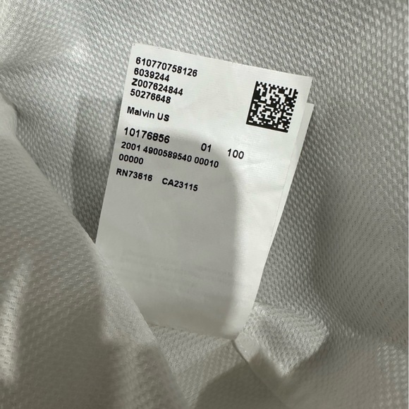 Hugo Boss Sharp Fit button Up Size L - Picture 9 of 10